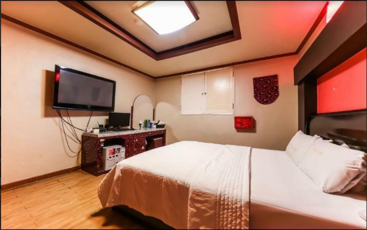 Prince Hotel Gwangju Metropolitan City Eksteriør bilde